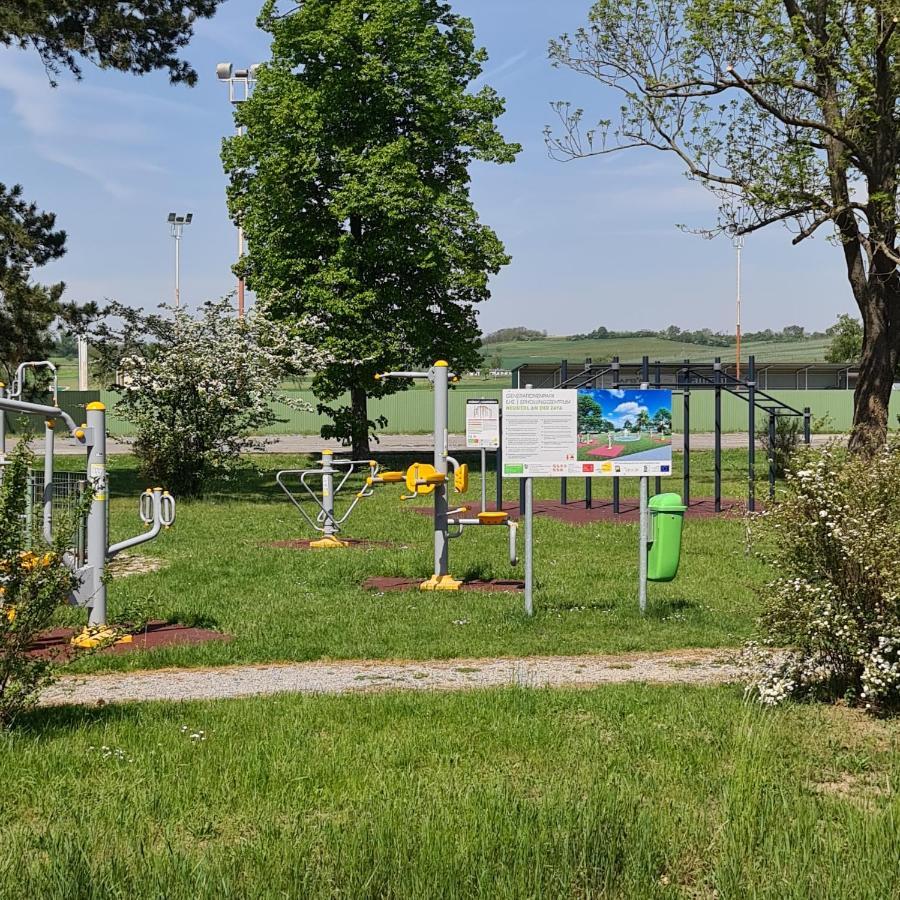 Louise'S Camper Hotel Neusiedl an der Zaya Eksteriør billede